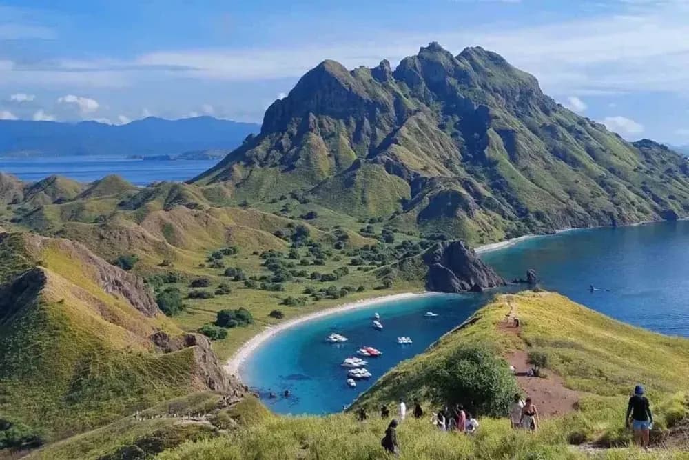 Labuan Bajo - Visitor Etiquette