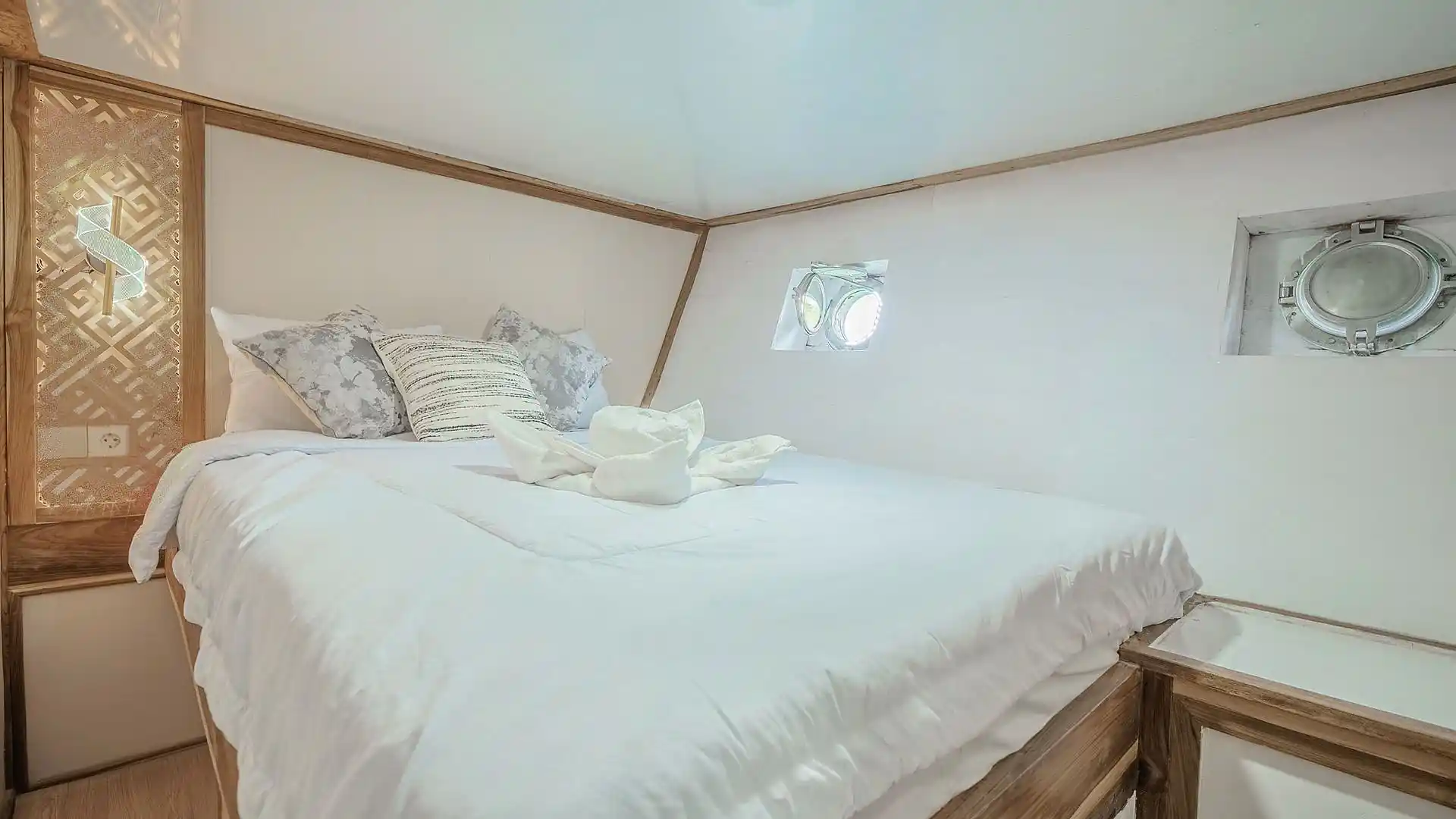 Superior Cabin 1 - Image 1