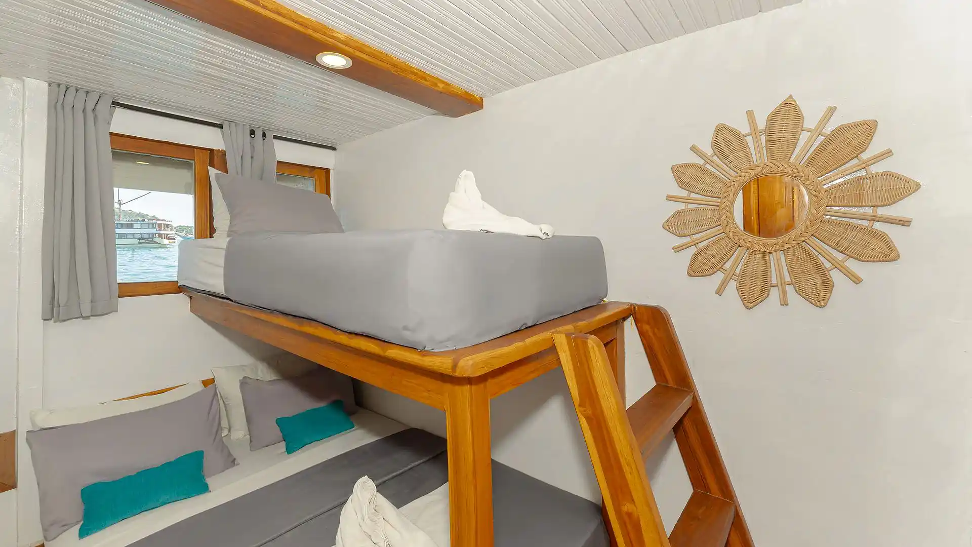 Sharing Cabin 3 - Image 1