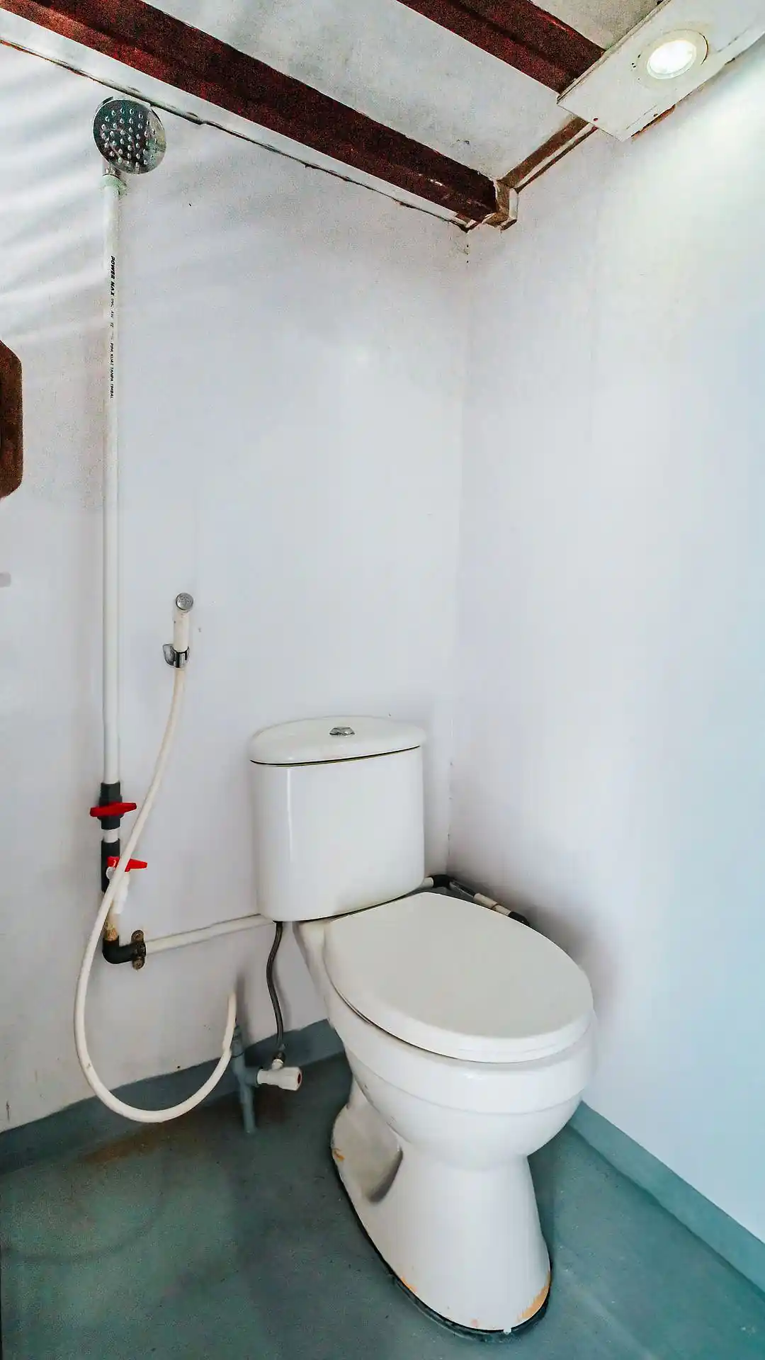 Private Cabin II - Image 1
