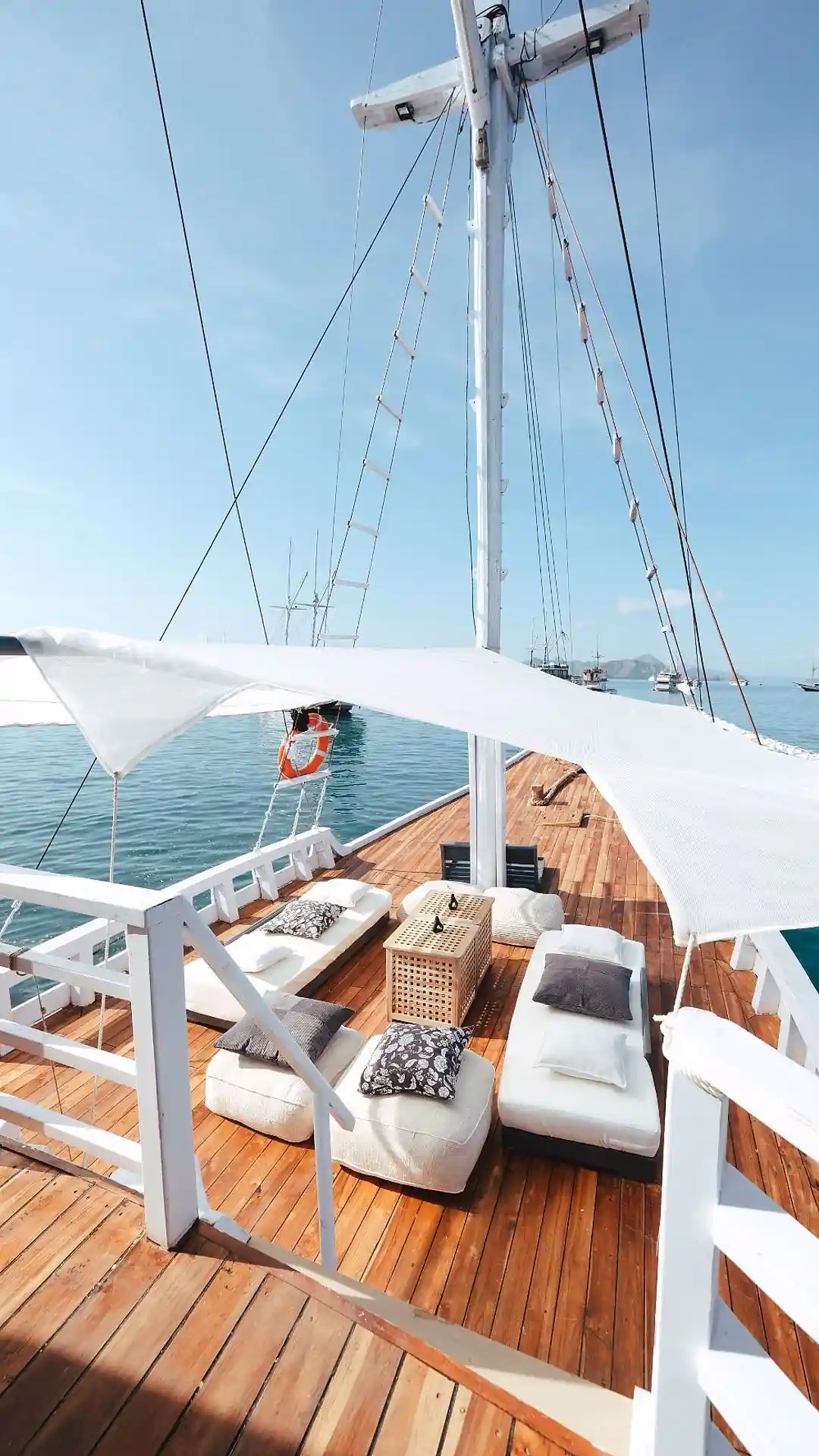 Derya Liveaboard - Luxury Phinisi Komodo Charter 2026