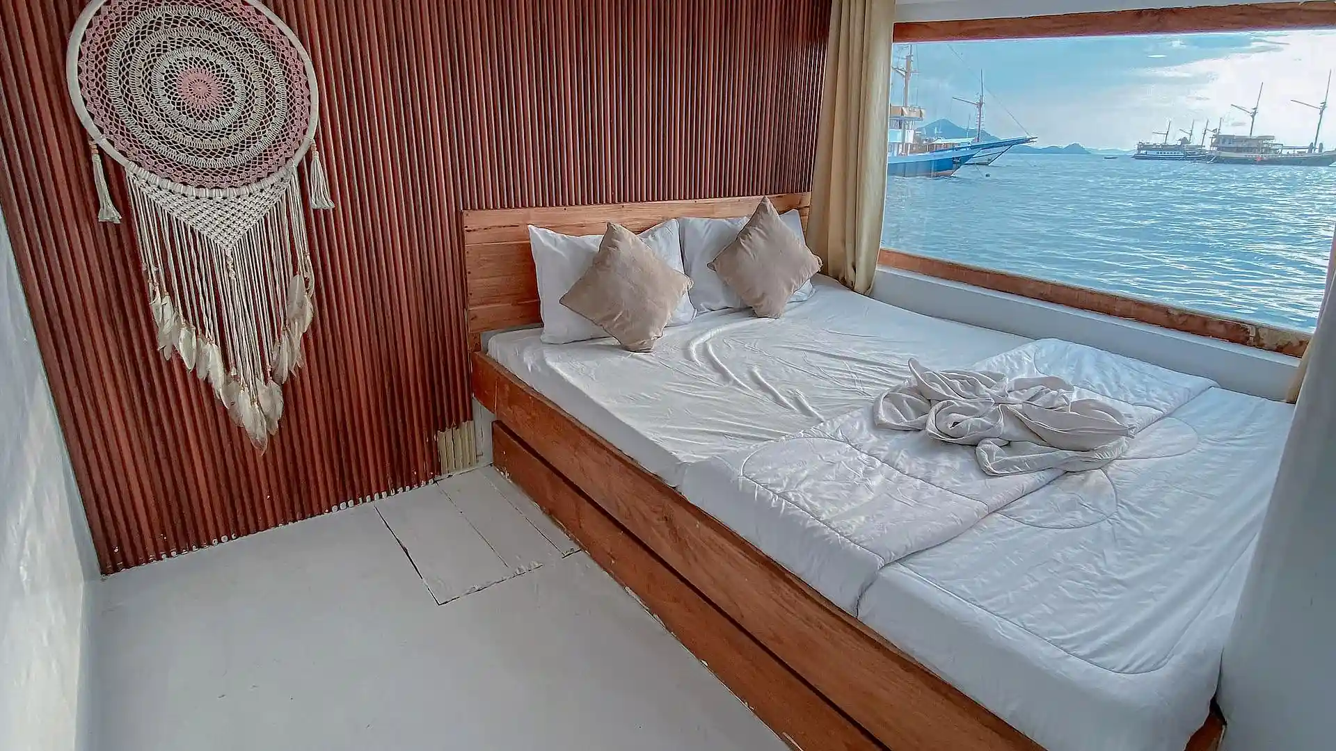 Master Suite Cabin Sea View - Image 1
