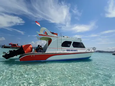 Komodo Surga Bahari Speed Boat