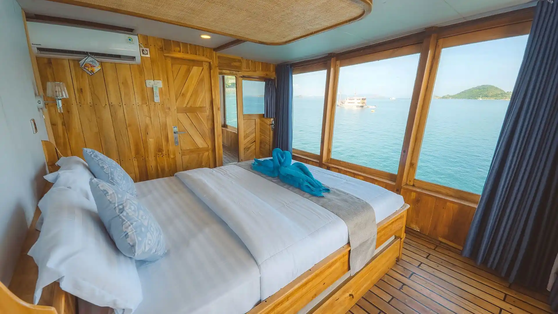 Master Ocean View (Private Balcony) - Image 1