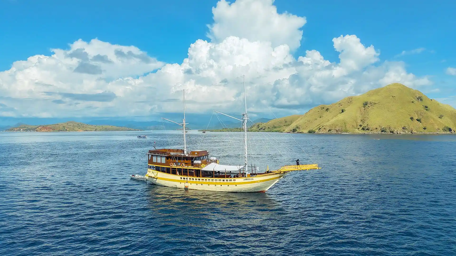 Lamborajo 2 — Gallery View 2, Komodo