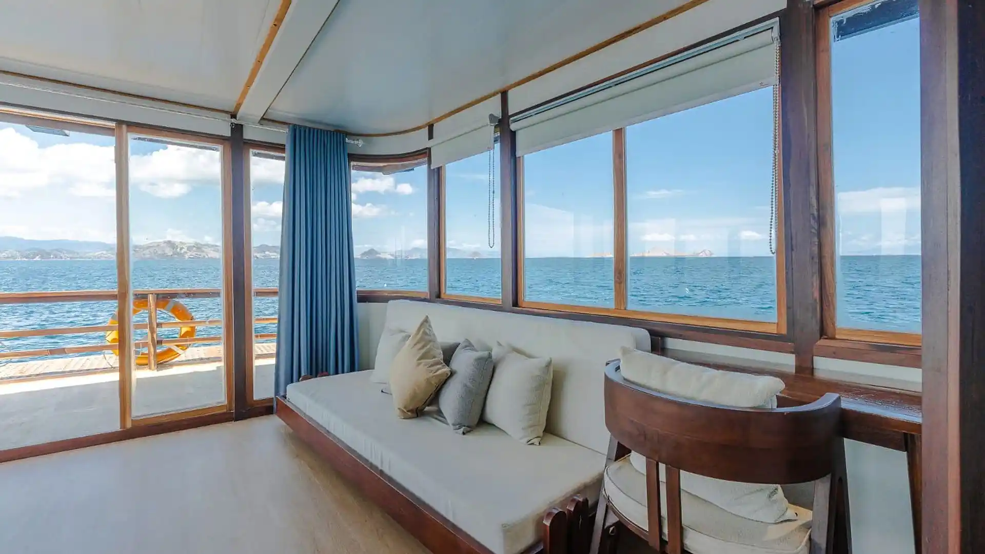 Master Cabin 270° Sea View - Image 1