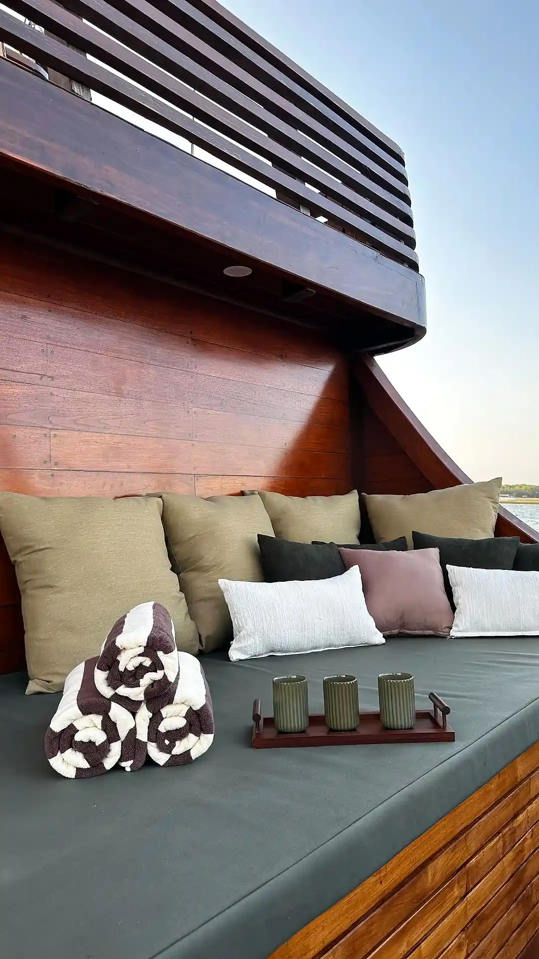 Neptune - Luxury Phinisi Komodo Charter 2026