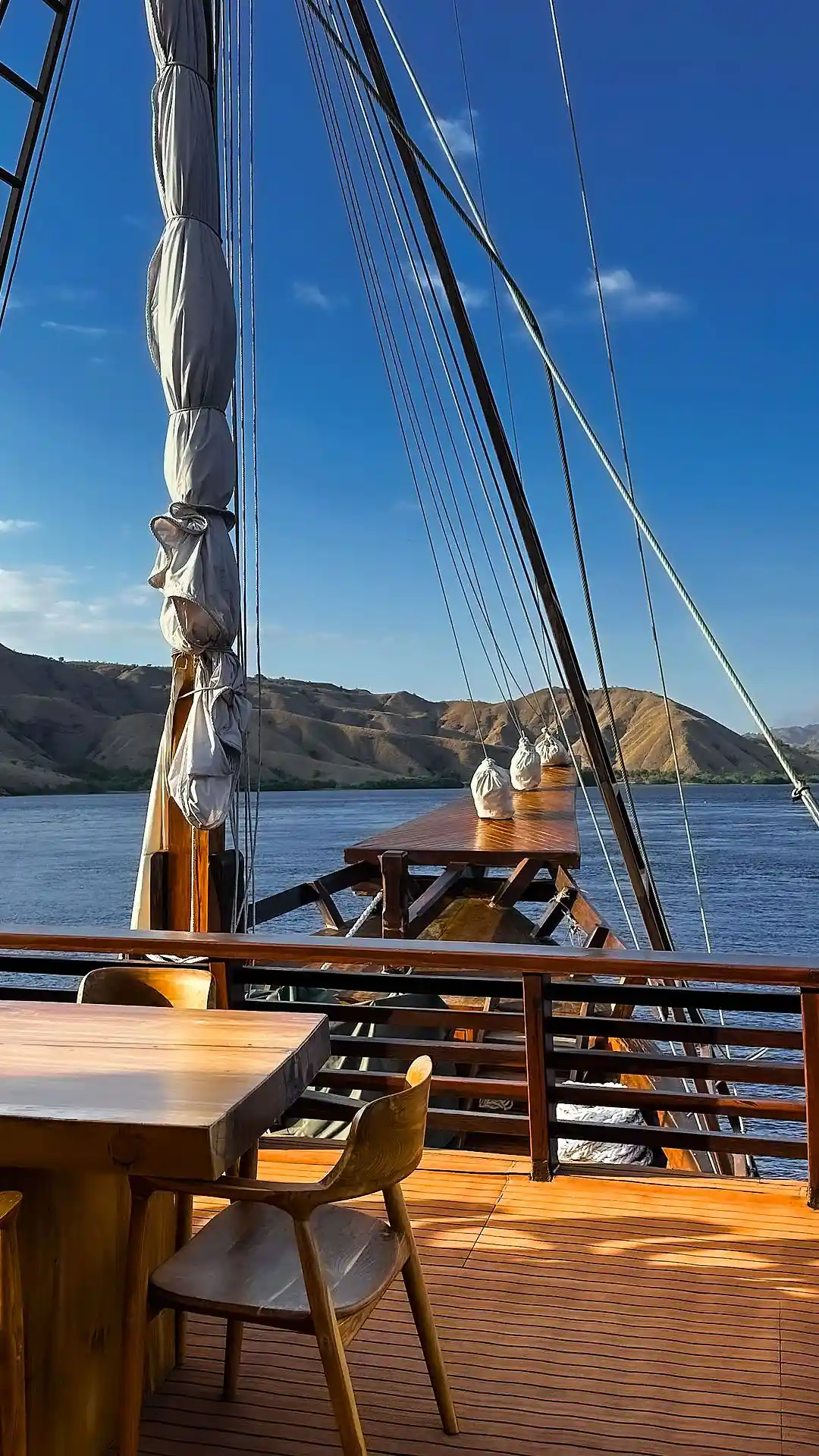 Neptune - Luxury Phinisi Komodo Charter 2026