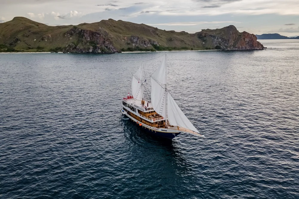 Nusa Kembara — Gallery View 2, Komodo