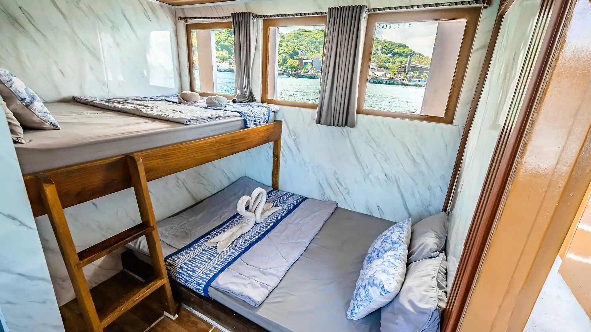 Sharing Cabin 4 Main Dek 1 - Image 1