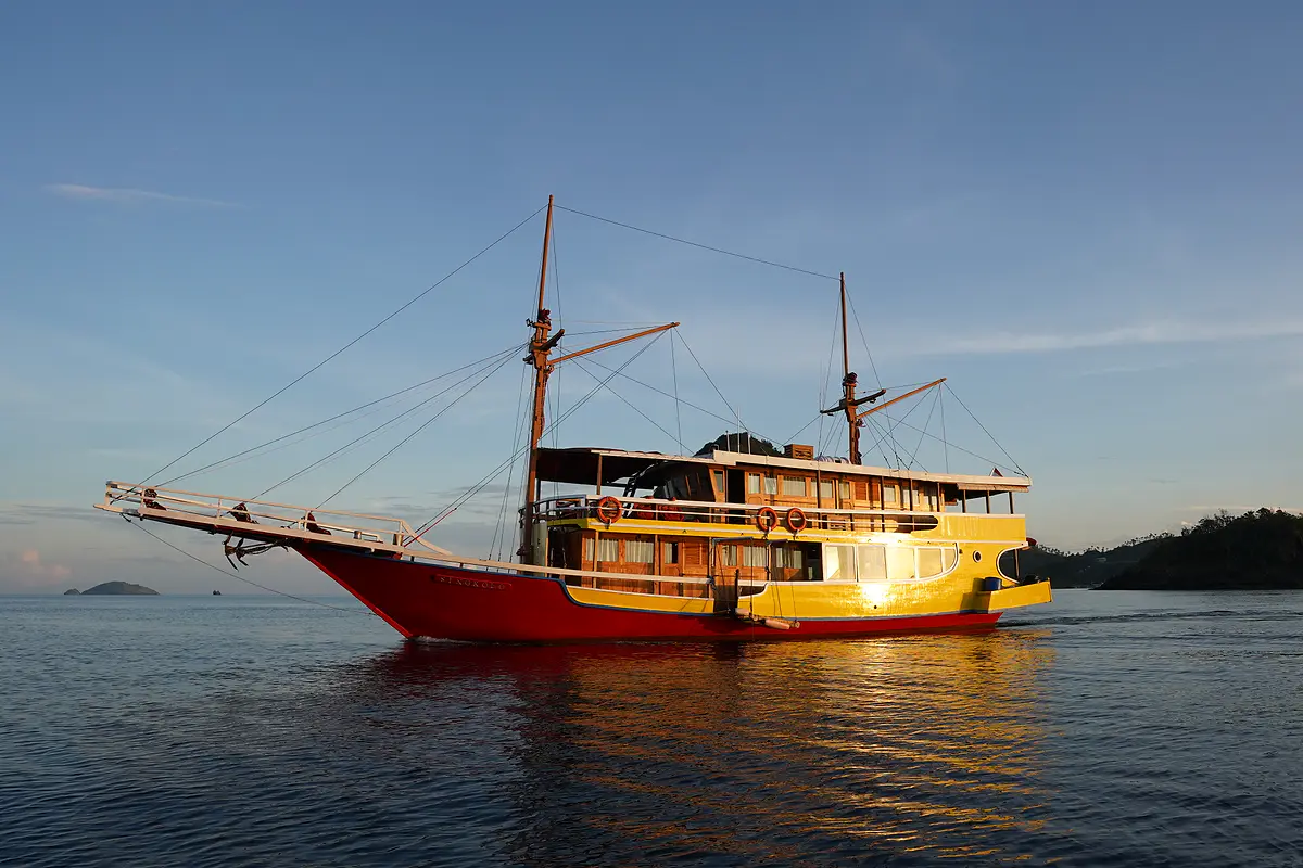 Singkolo Phinisi - Luxury Phinisi Komodo Charter 2026