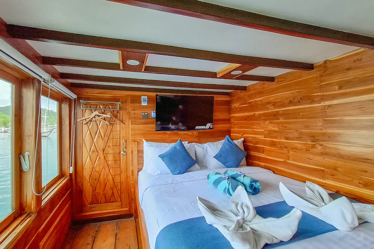 Mirabel & Tinkerbell Deluxe - Image 1