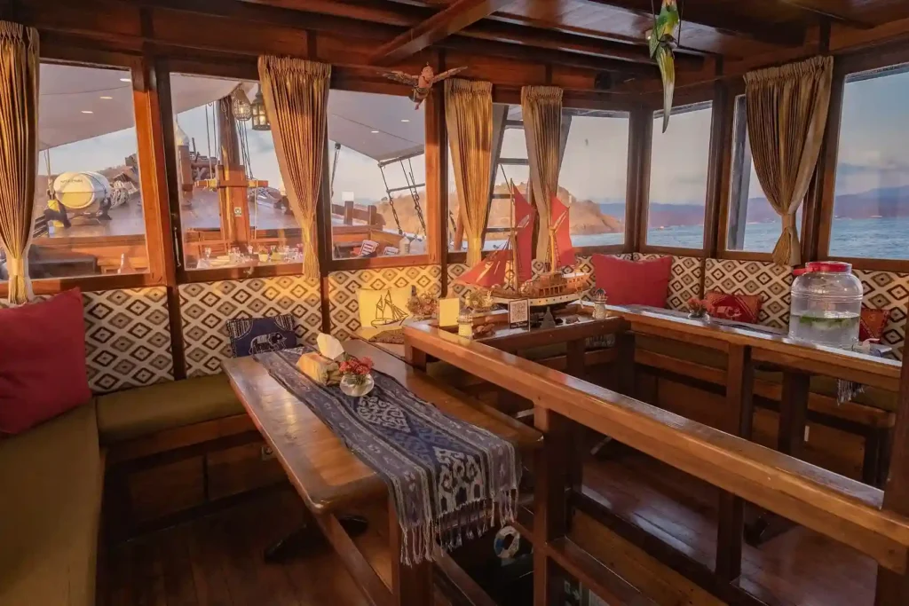 Supraba Phinisi - Luxury Phinisi Komodo Charter 2026