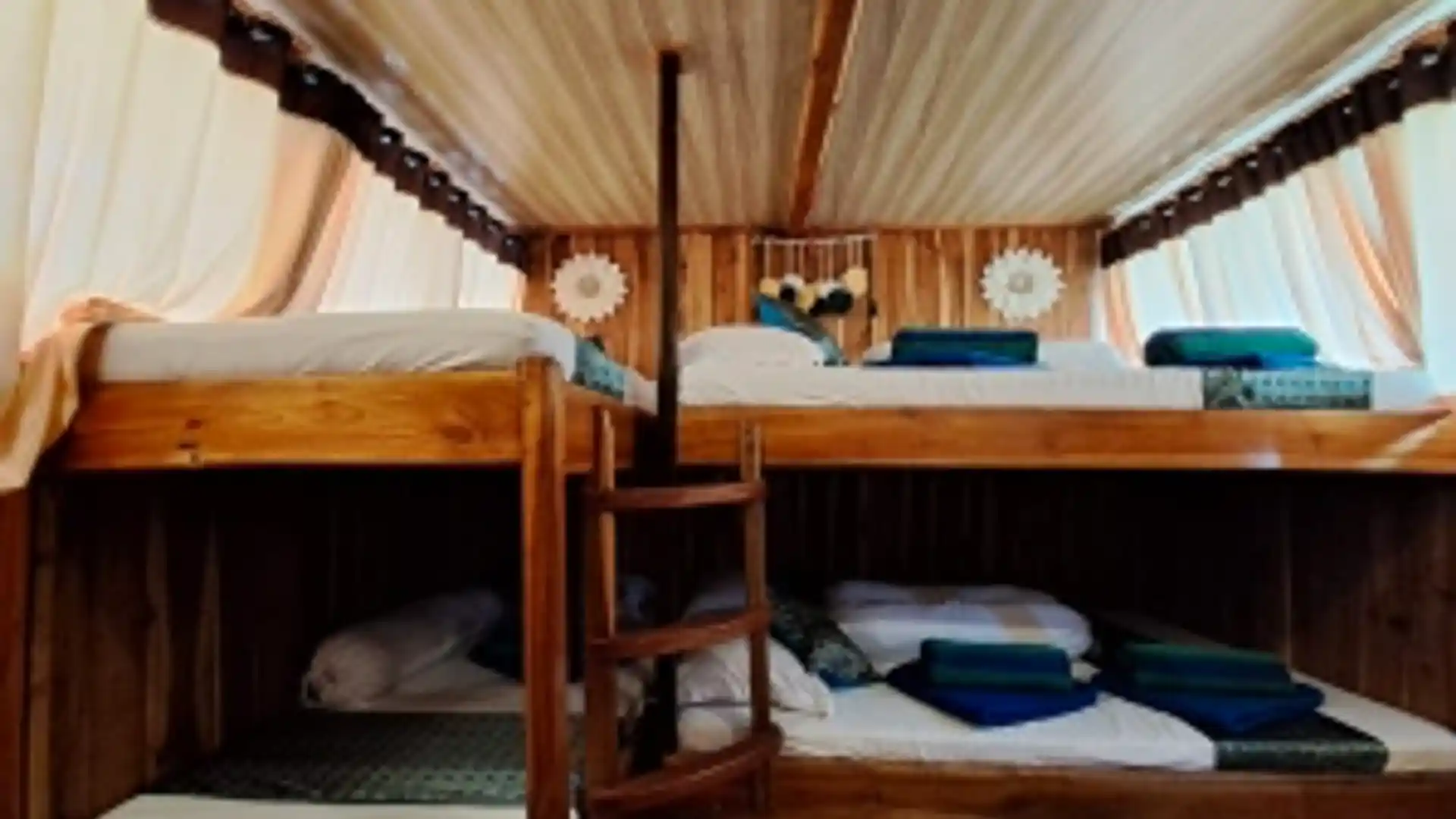 Family Cabine with Balcony - Image 1