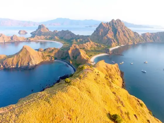 Komodo boat charter experience 1