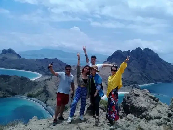 Komodo boat charter experience 4